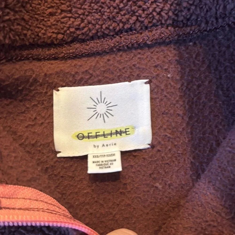 Offline by Aerie NWOT burgundy fleece quarter zip - Picture 4 of 11